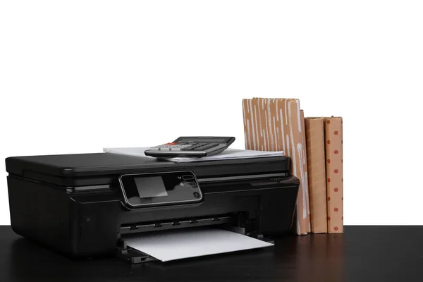 Bürotisch mit Laserdrucker und Büchern vor weißem Hintergrund — Stockfoto