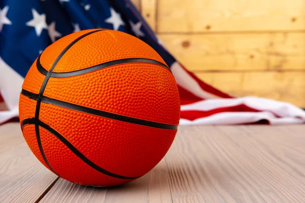 Bola para o jogo de basquete, vista de cima — Fotografia de Stock