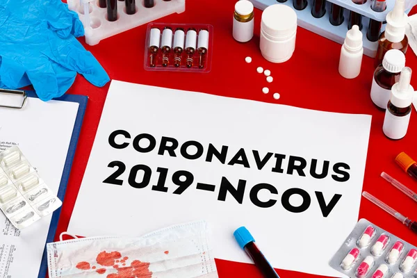 Coronavirüs salgını konsepti. Coronavirüs teşhisi, laboratuvar testleri.