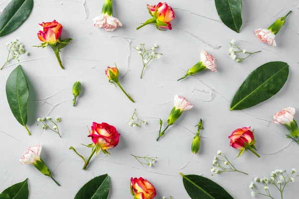 Achtergrond van verse bloemen met kopieerruimte — Stockfoto