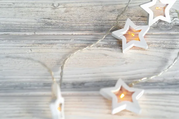 Ghirlande luminose a forma di stella, decorazione festiva per Natale — Foto Stock