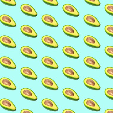 Renk arkaplanında avokado deseni. Üst Manzara. Pankart. Pop sanat tasarımı, yaratıcı yaz yemekleri konsepti