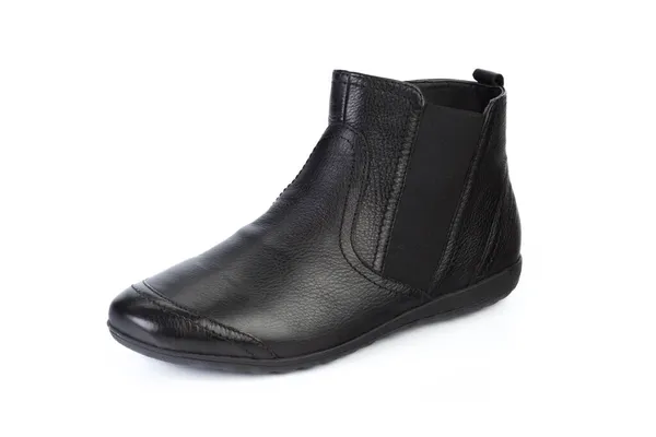 Couro preto sapatos masculinos formais isolados no fundo branco — Fotografia de Stock