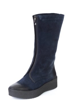 Kadın yüksek diz deri çizmeler beyaz arka plan izole