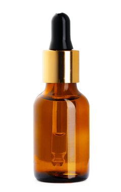 Kahverengi plastik, beyaza izole edilmiş kozmetik ürünleri için cam şişe.