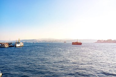 İstanbul kenti panoraması, İstanbul kanalı manzarası