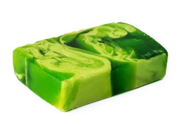 Beyaz arkaplanda izole edilmiş sabun çubuklarının ön görünümü