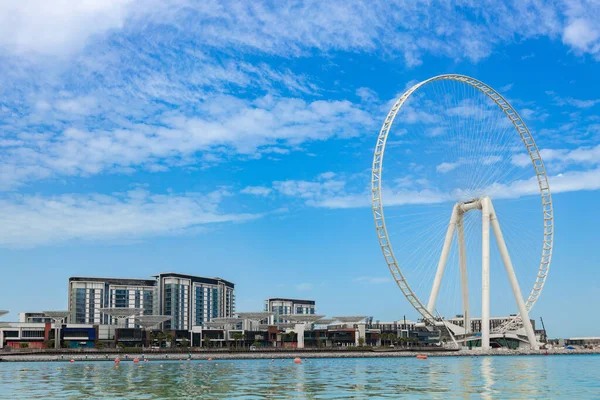 DUBAI, EAE - MARCH 15, 2021: Ferris wheel Dubai Eye in Dubai Marina — Stock Fotó