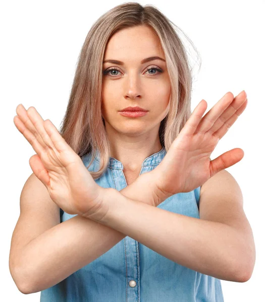 Junge Frau zeigt zwei Hände Stop-Geste isoliert auf weißem Hintergrund — Stockfoto