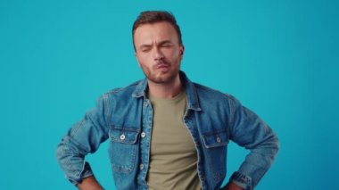 Delikanlının bir fikri var..