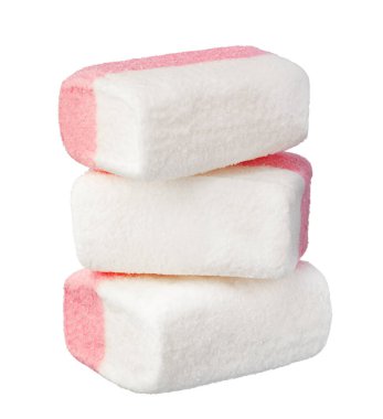 Beyaz üzerine izole edilmiş pembe ve beyaz şekerleme.