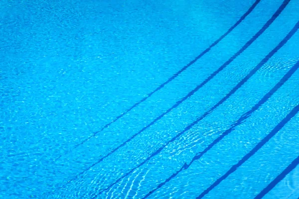 Bazén Voda Schody Zvlněná Voda — Stock fotografie