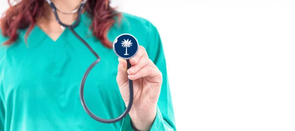 Güney Carolina Ulusal Sağlık Sistemi Güney Carolina Steteskoplu Kadın Doktor — Stok fotoğraf