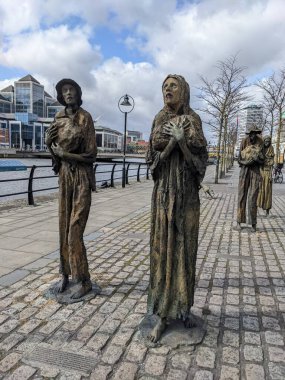 İrlanda, Dublin 'deki heykellerin manzarası 