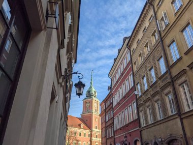 Eski kasabanın mimarisinin manzarası