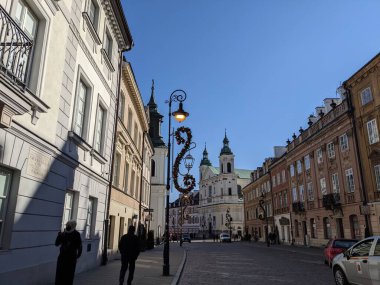 Eski kasabanın mimarisinin manzarası