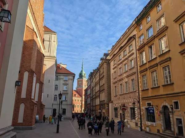 Eski kasabanın mimarisinin manzarası