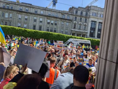 Dublin, İrlanda - 8 Mayıs 2022: Rus istilasına karşı protesto.