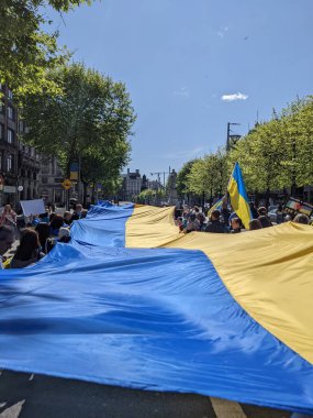 Dublin, İrlanda - 8 Mayıs 2022: Rus istilasına karşı protesto.