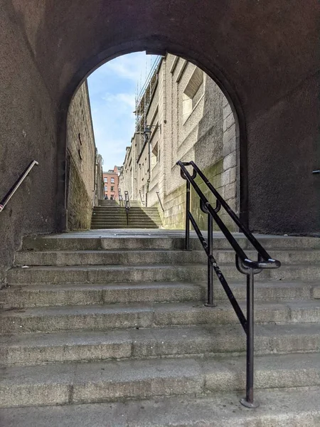 Passage Houses Form Arch Stairs Dublin — Stock Photo, Image