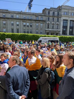 Dublin, İrlanda - 8 Mayıs 2022: Rus istilasına karşı protesto.