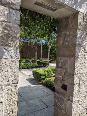 Dublin 'deki güzel avlu manzarası