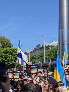 Dublin, İrlanda - 8 Mayıs 2022: Rus istilasına karşı protesto.