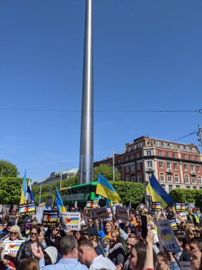 Dublin, İrlanda - 8 Mayıs 2022: Rus istilasına karşı protesto.