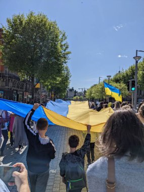 Dublin, İrlanda - 8 Mayıs 2022: Rus istilasına karşı protesto.