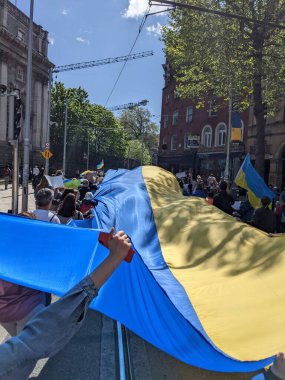 Dublin, İrlanda - 8 Mayıs 2022: Rus istilasına karşı protesto.