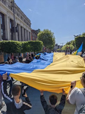 Dublin, İrlanda - 8 Mayıs 2022: Rus istilasına karşı protesto.