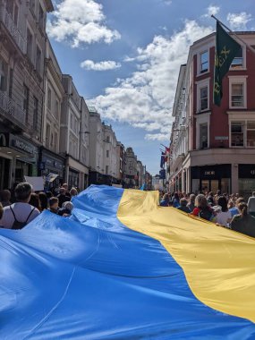 Dublin, İrlanda - 8 Mayıs 2022: Rus istilasına karşı protesto.