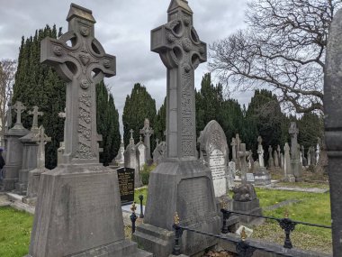 Glasnevin Mezarlığı, İrlanda 'nın en büyük mezarlığı.
