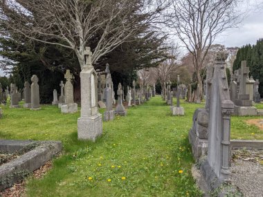 Glasnevin Mezarlığı, İrlanda 'nın en büyük mezarlığı.