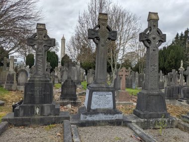 Glasnevin Mezarlığı, İrlanda 'nın en büyük mezarlığı.