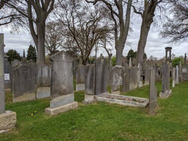 Glasnevin Mezarlığı, İrlanda 'nın en büyük mezarlığı.