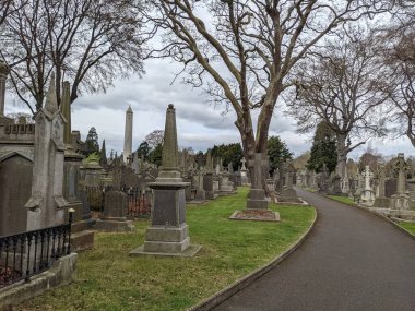 Glasnevin Mezarlığı, İrlanda 'nın en büyük mezarlığı.