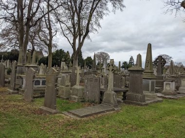 Glasnevin Mezarlığı, İrlanda 'nın en büyük mezarlığı.