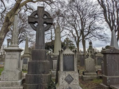 Glasnevin Mezarlığı, İrlanda 'nın en büyük mezarlığı.