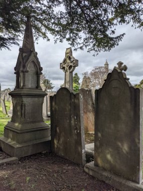 Glasnevin Mezarlığı, İrlanda 'nın en büyük mezarlığı.