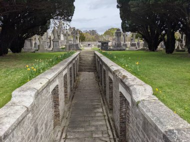 Glasnevin Mezarlığı, İrlanda 'nın en büyük mezarlığı.