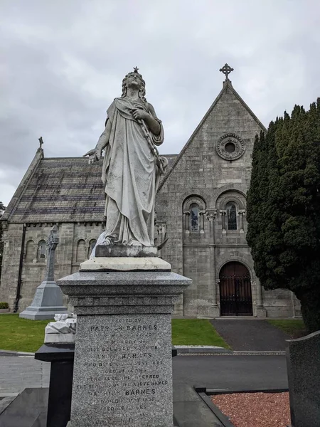 Dublin Rlanda Nın Büyük Mezarlığı Olan Glasnevin Mezarlığı Ndaki Kilise — Stok fotoğraf