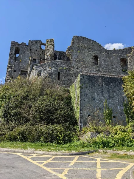 Castle Ruins Carlingford Town Cooley Peninsula Waters Carlingford Lough Mountain — стоковое фото