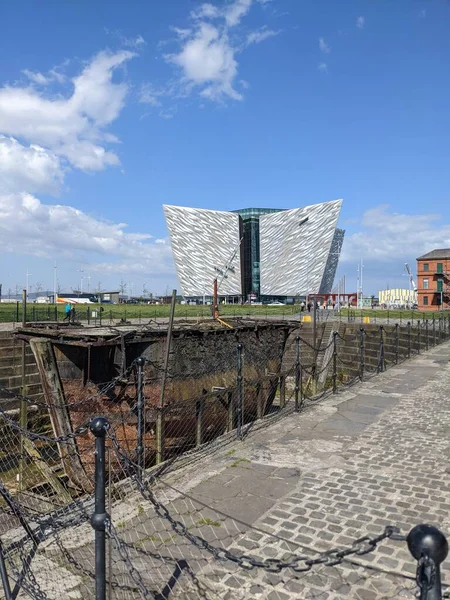 Titanic Museum View White Star Nomadic Dock Belfast Northern Ireland — Fotografia de Stock