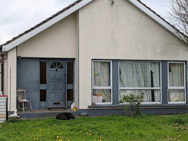 Beautiful View House Large Windows Galway — Zdjęcie stockowe