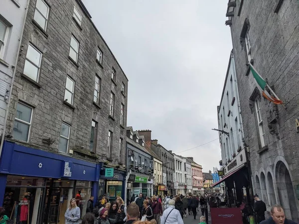 Galway Ireland Nisan 2022 Turistler Yerliler — Stok fotoğraf