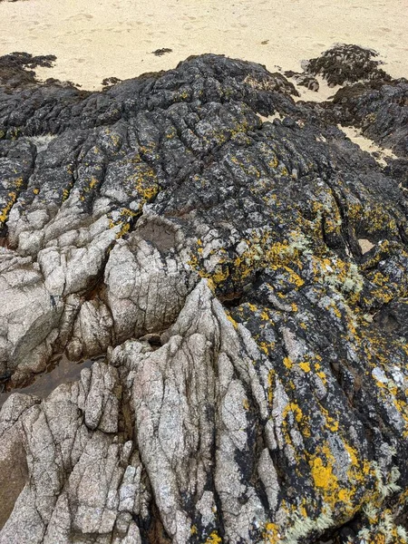 Grande Mucchio Formazioni Rocciose Della Riva Del Mare — Foto Stock