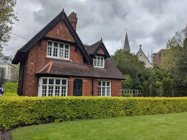 St. Stephen 's Green Park' taki ev, Dublin şehir merkezinde..