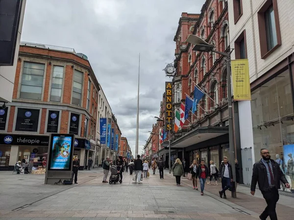 Dublin Rlanda Mayıs Dublin Deki Insanlarla Sokak Manzarası — Stok fotoğraf