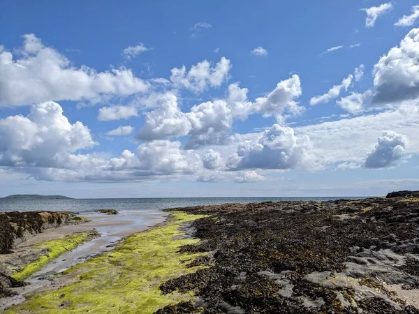 Paesaggio Costiero Con Vista Sul Mare Cielo Blu — Foto Stock